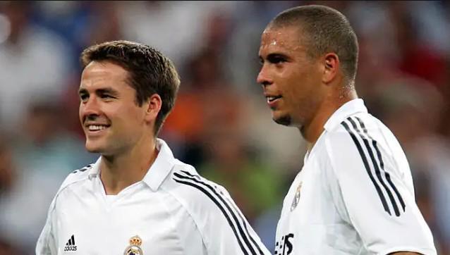 手之间的对 手之间的对