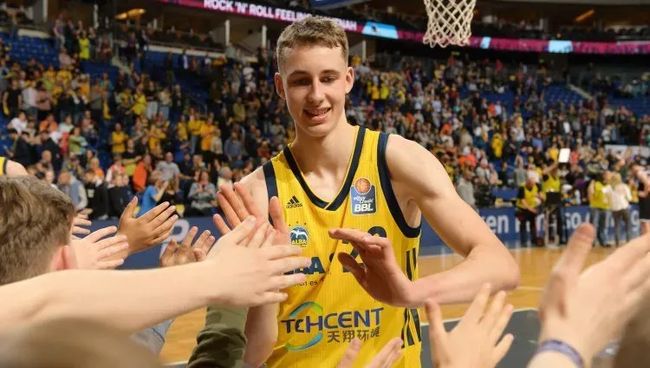 特别是在网 特别是在网