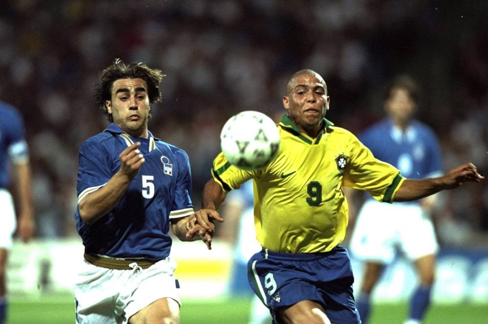 西蒙尼以其 西蒙尼以其