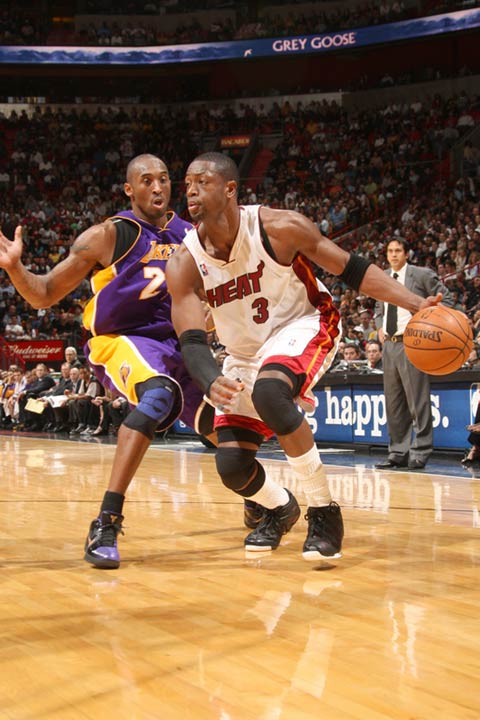 始终高于其 始终高于其