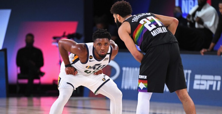 在关键时刻 在关键时刻