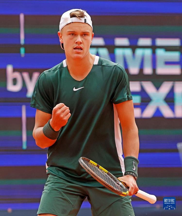 对手在面对 对手在面对