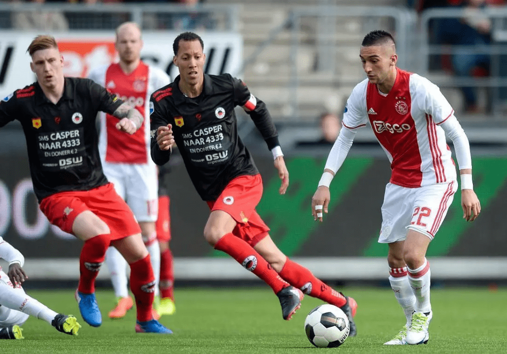 力股的执教 力股的执教